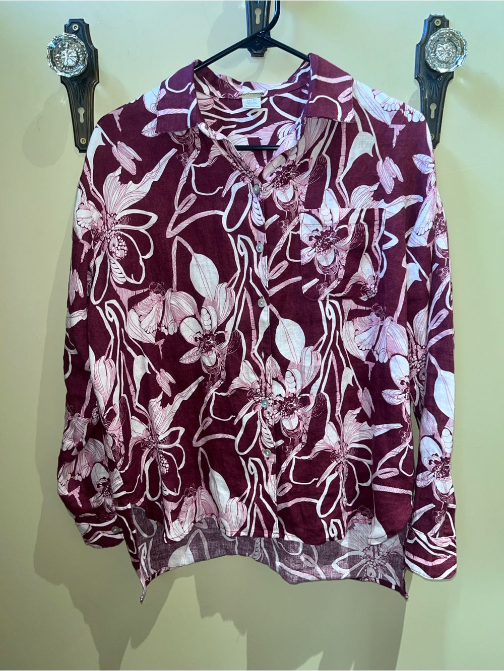 Magaschoni 100% Linen Burgundy Floral Button Down Blouse Sz XS Roomy Fit